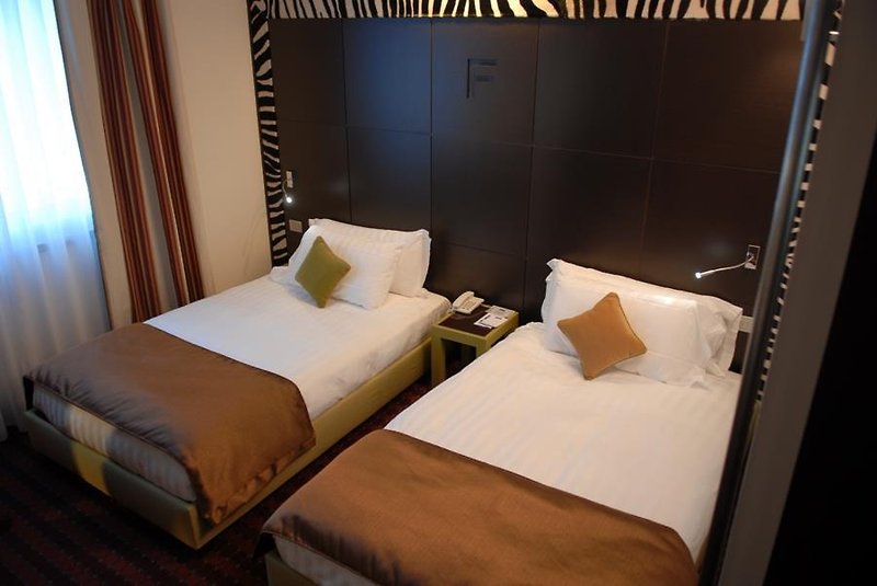 Hotel First Hotel Malpensa - Milánó