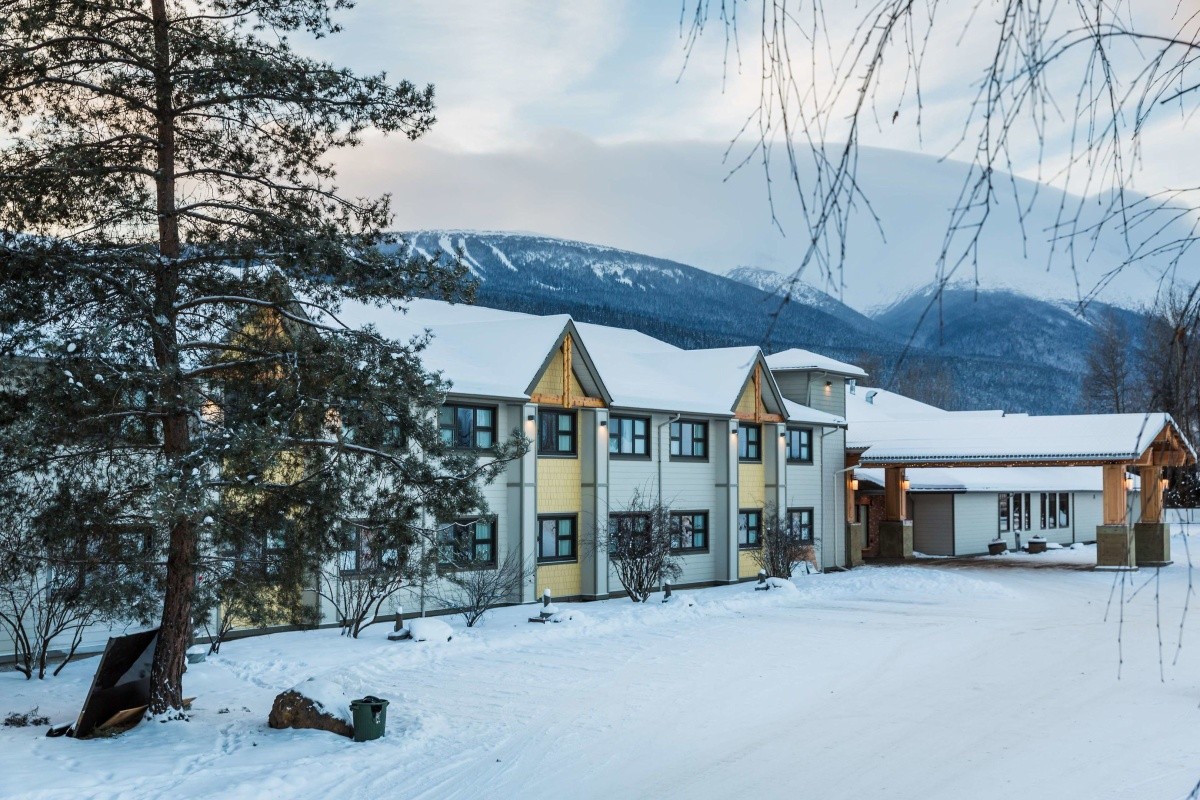 Hotel Prestige Hudson Bay Lodge