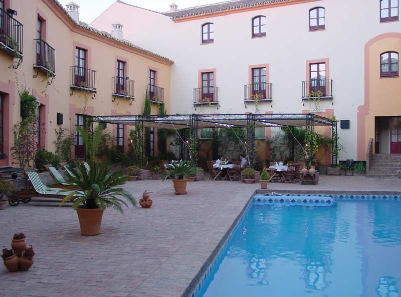 Hotel Alcazar De La Reina (Carmona) - Sevilla