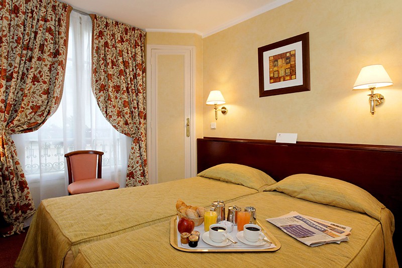 Hotel Le Burgundy - Párizs és környéke