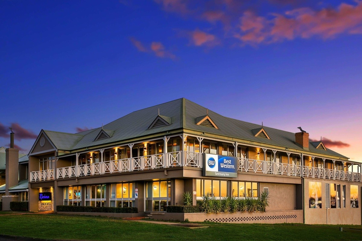 Hotel Best Western Sanctuary Inn