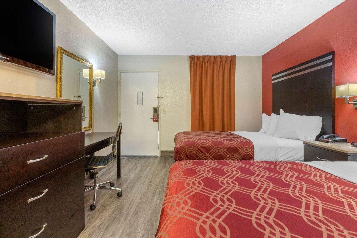Fort Jackson Inn Hotel Econo Lodge Fort Jackson, USA - Invia