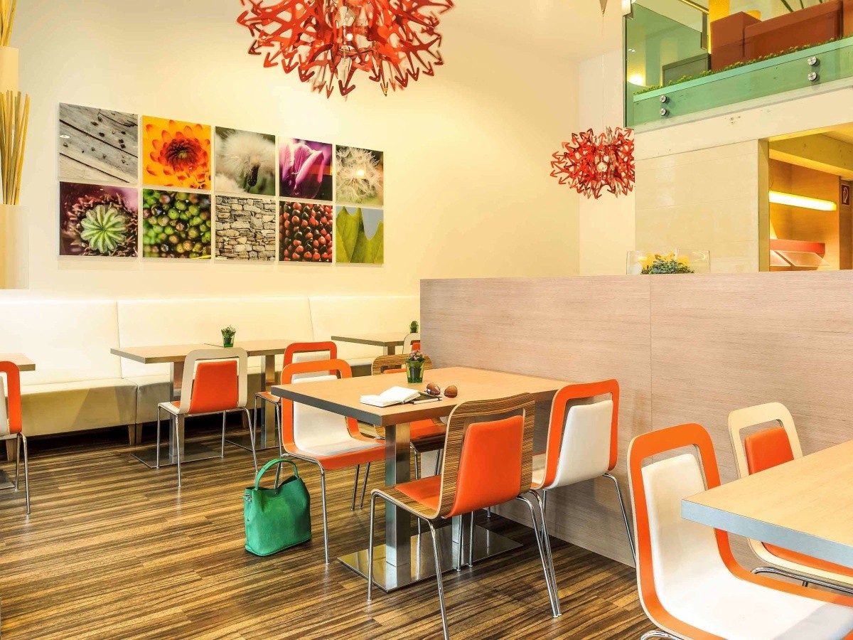 Hotel ibis Wien Messe, Rakousko Vídeň - 9 406 Kč Invia