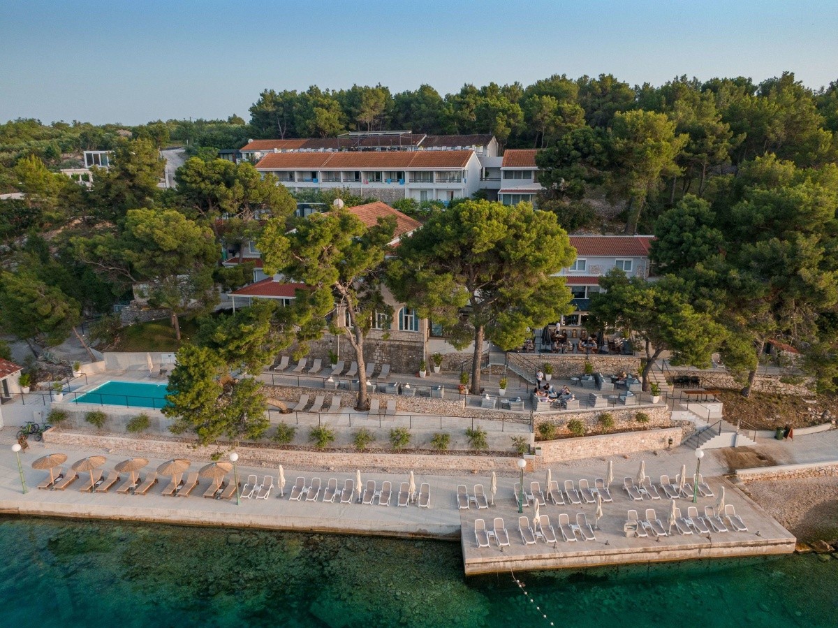 Hotel Milna Osam
