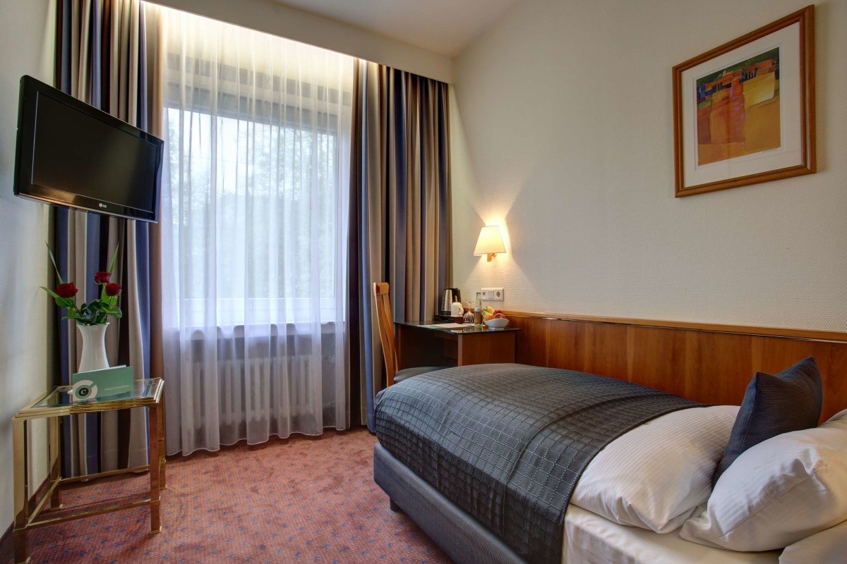 Hotel Trip Inn Hotel Esplanade, Nemecko Severné PorýnieVestfálsko 217 € Invia