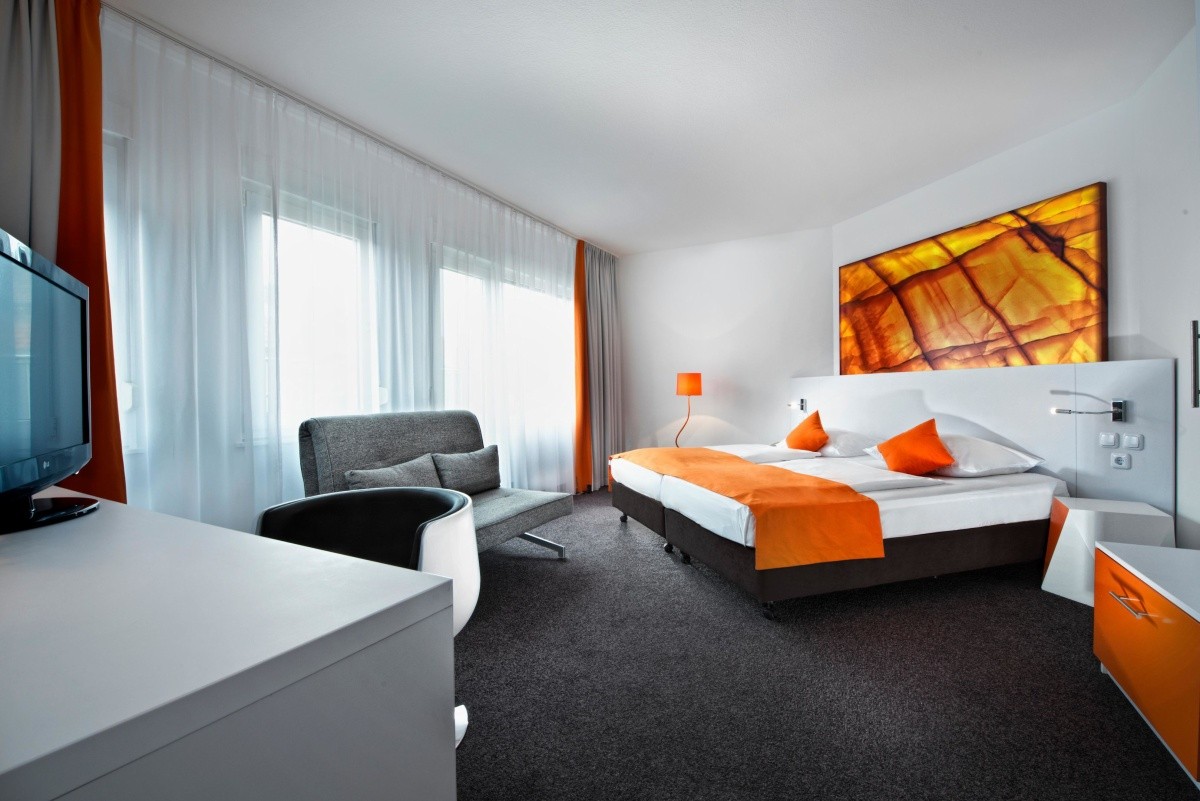 Hotel Wyndham Garden Düsseldorf City Centre Königsallee - Düsseldorf