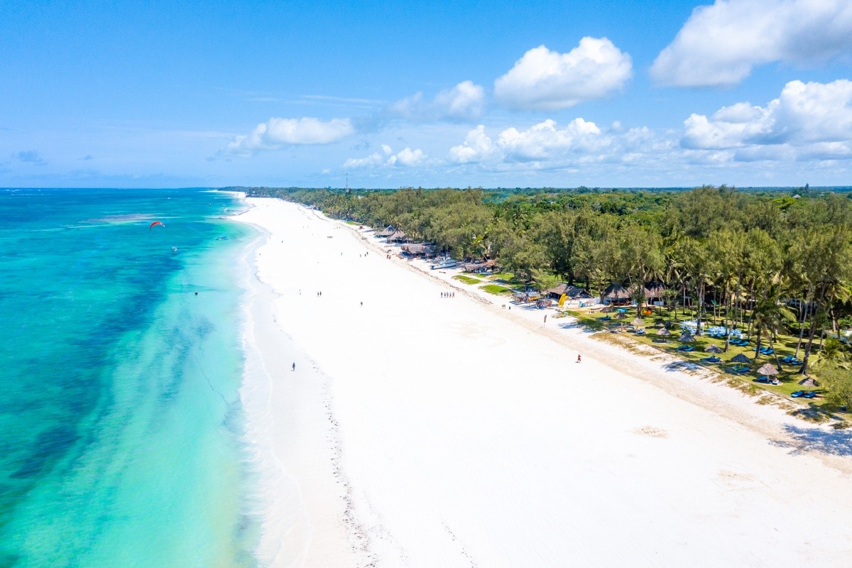 Diani Beach v Keni