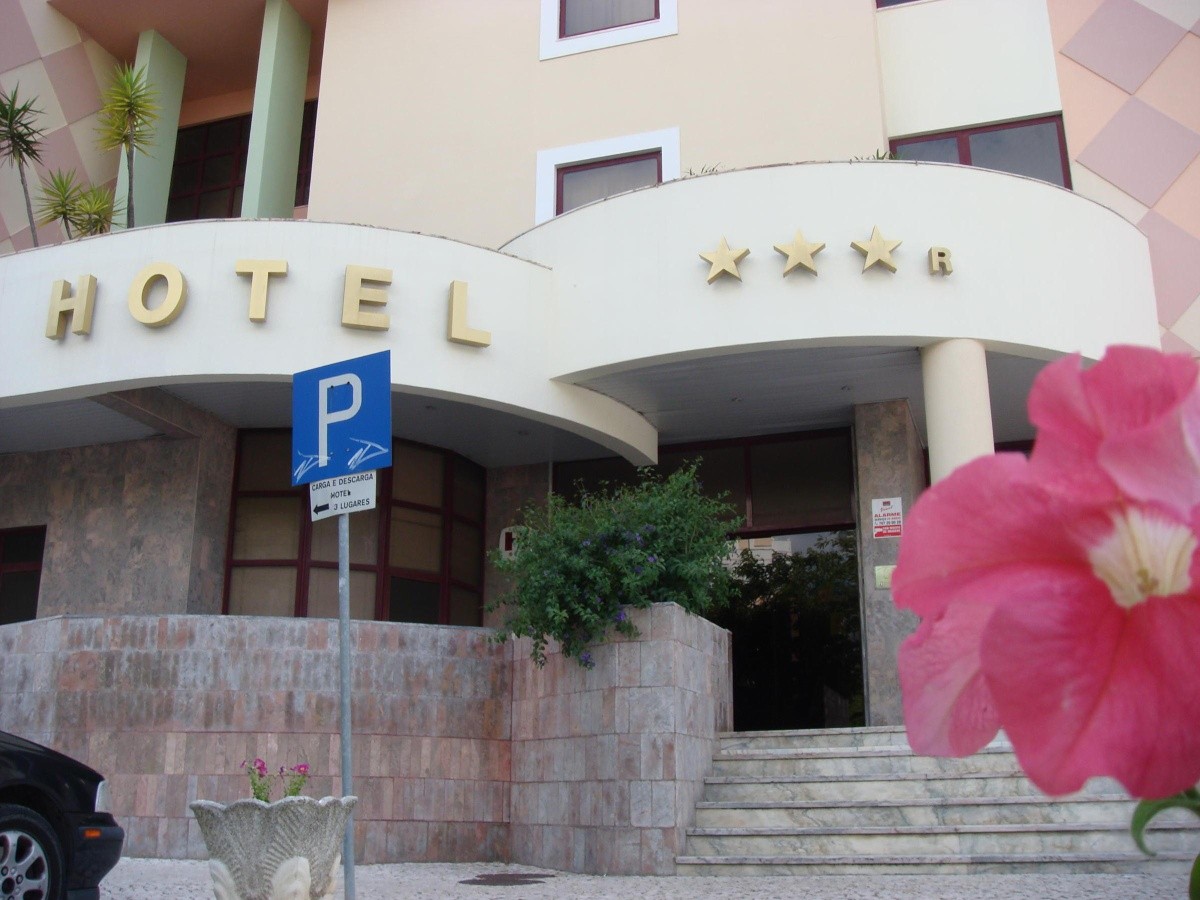 Hotel Arangues