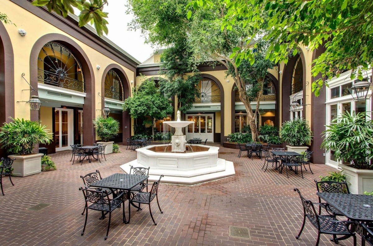 Hotel Mazarin (New Orleans)
