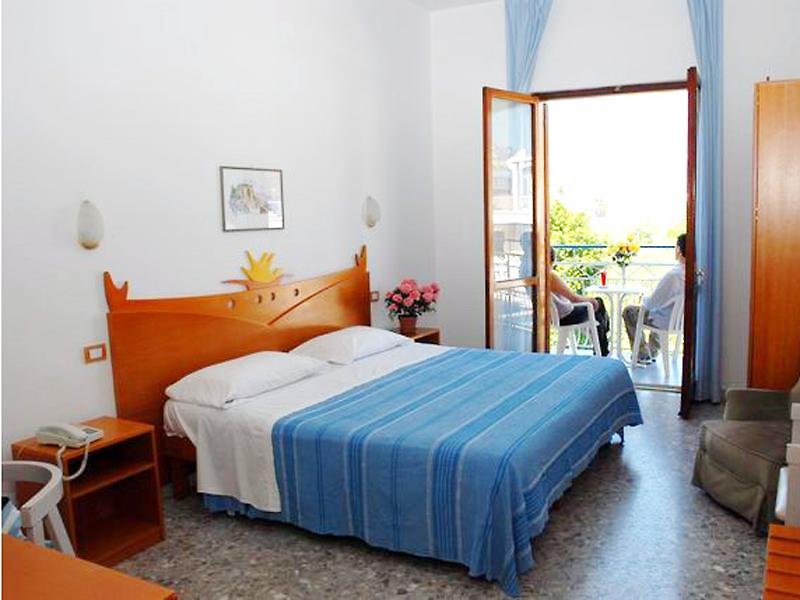 Hotel Club Sorrento (Sant' Agnello-Sorrent)