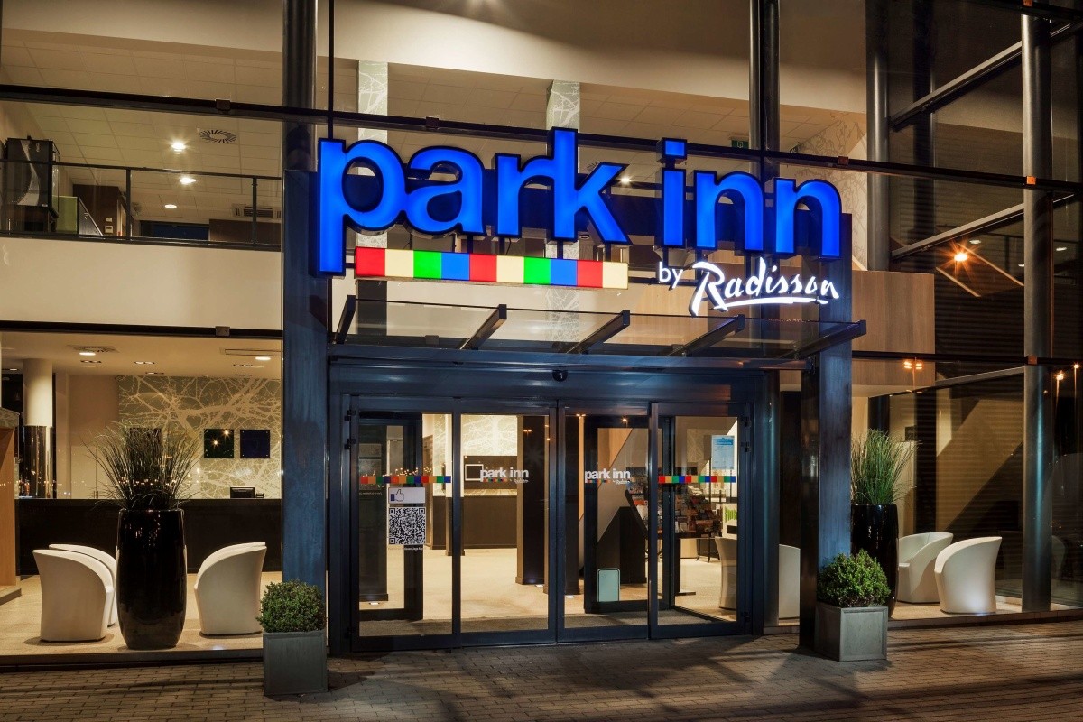 Hotel Park Inn By Radisson Liege Airport www.invia.cz