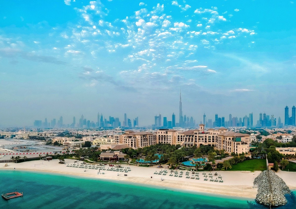 Four Seasons Resort Dubai at Jumeirah Beach 1
