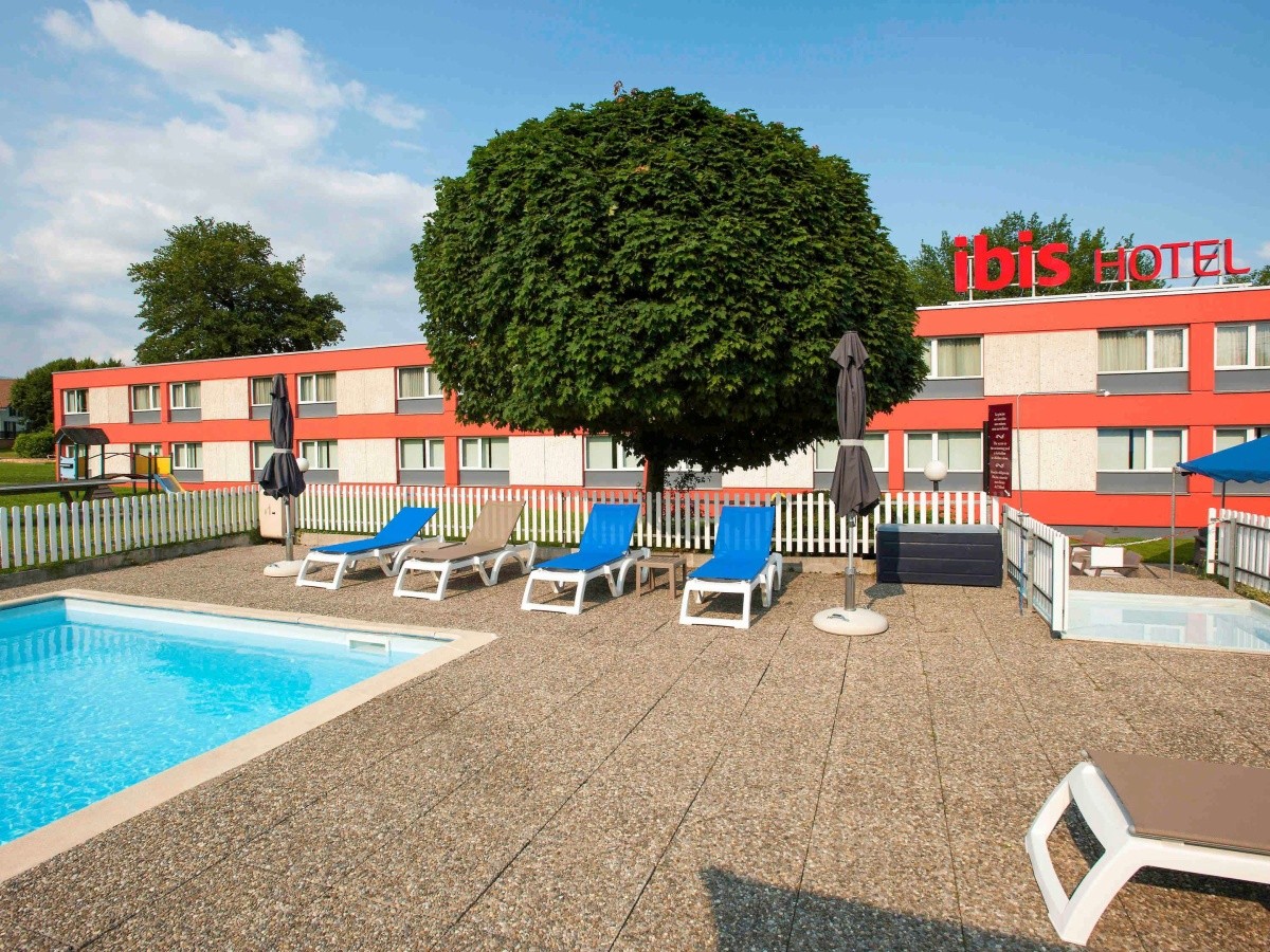 Hotel ibis 3 Lacs Neuchatel