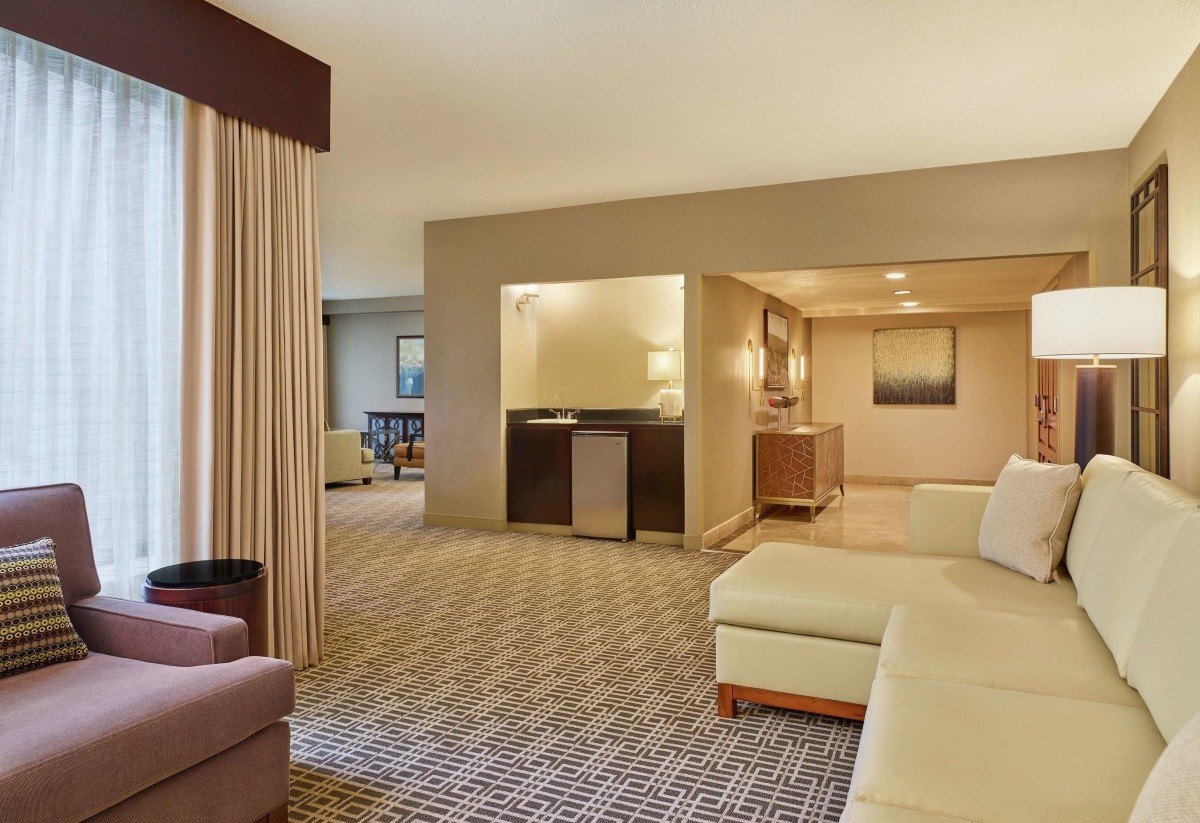 Hotel Doubletree Intercontinental Airport USA Invia   33858377 Doubletree Intercontinental Airport 