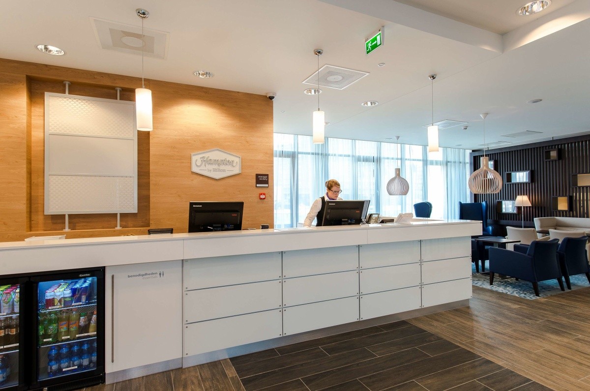 Hampton By Hilton Amsterdam Airport Schiphol Parkeren www.invia.cz