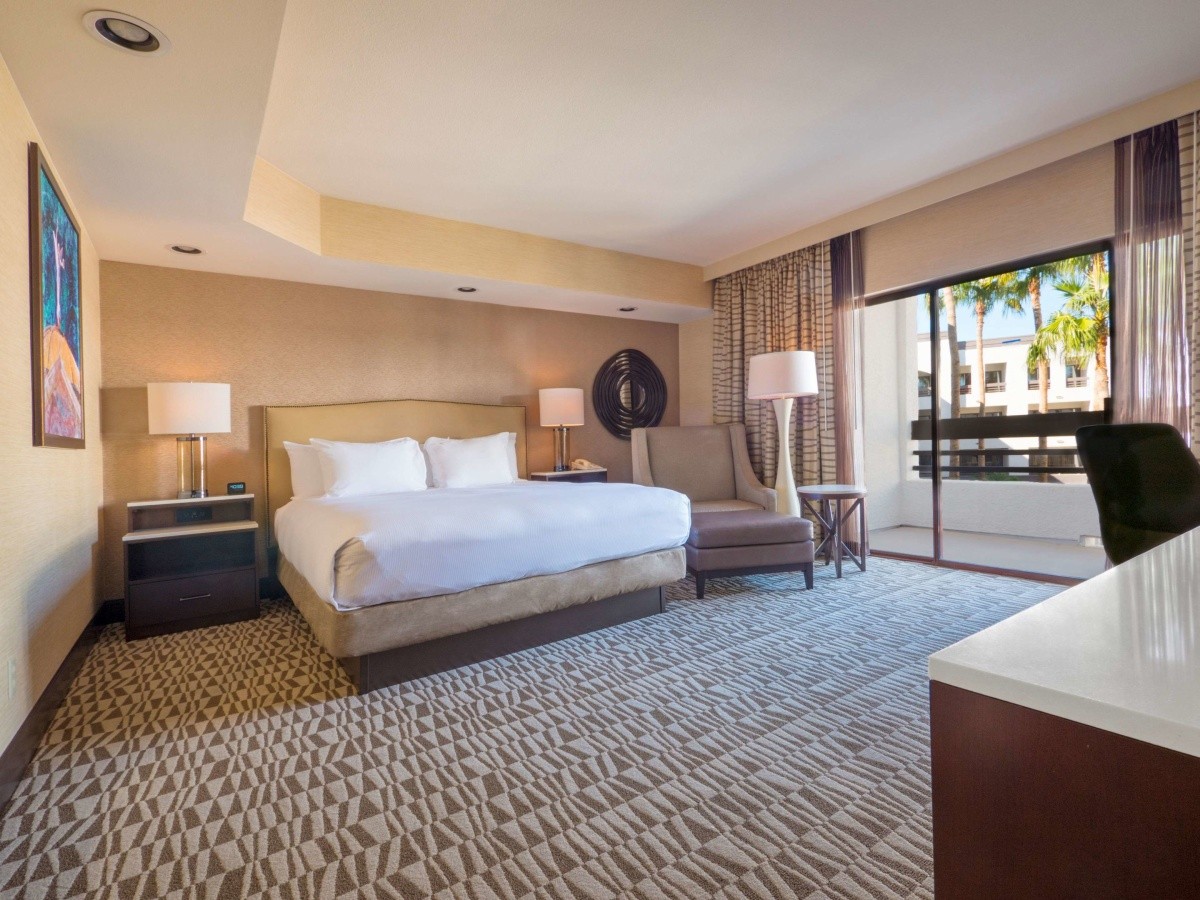 Hotel hilton phoenix airport usa invia