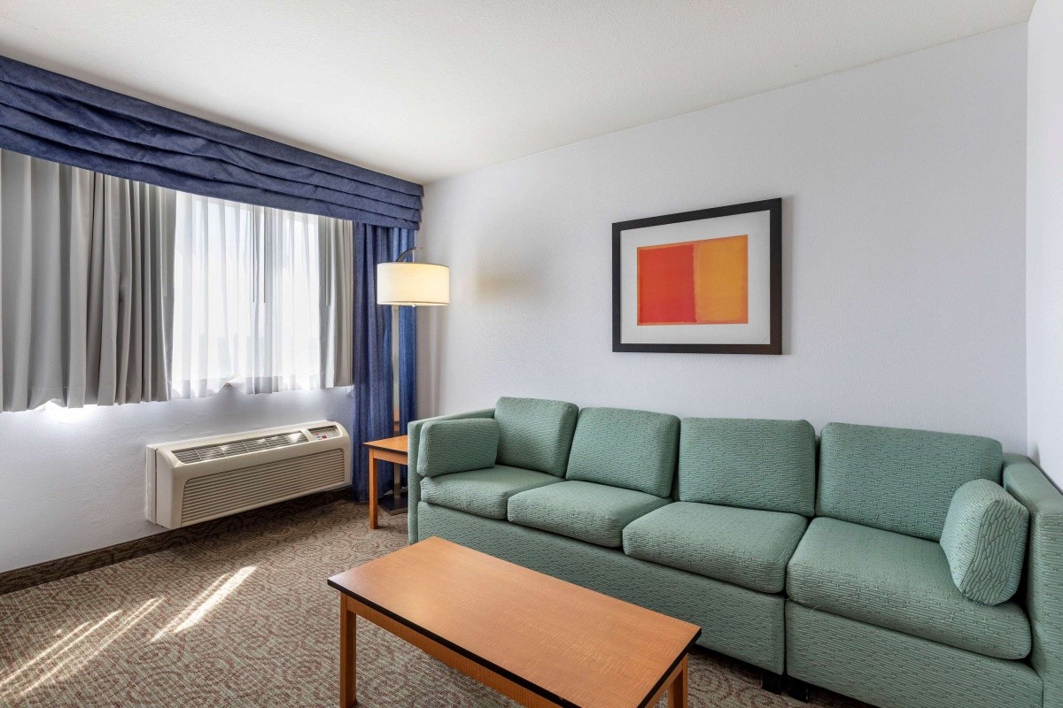 Quality Inn & Suites Denver Airport - Gateway Park www.invia.cz