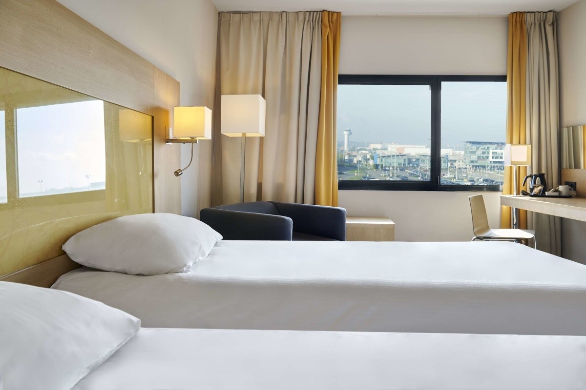 Hotel Park Inn By Radisson Liege Airport www.invia.cz