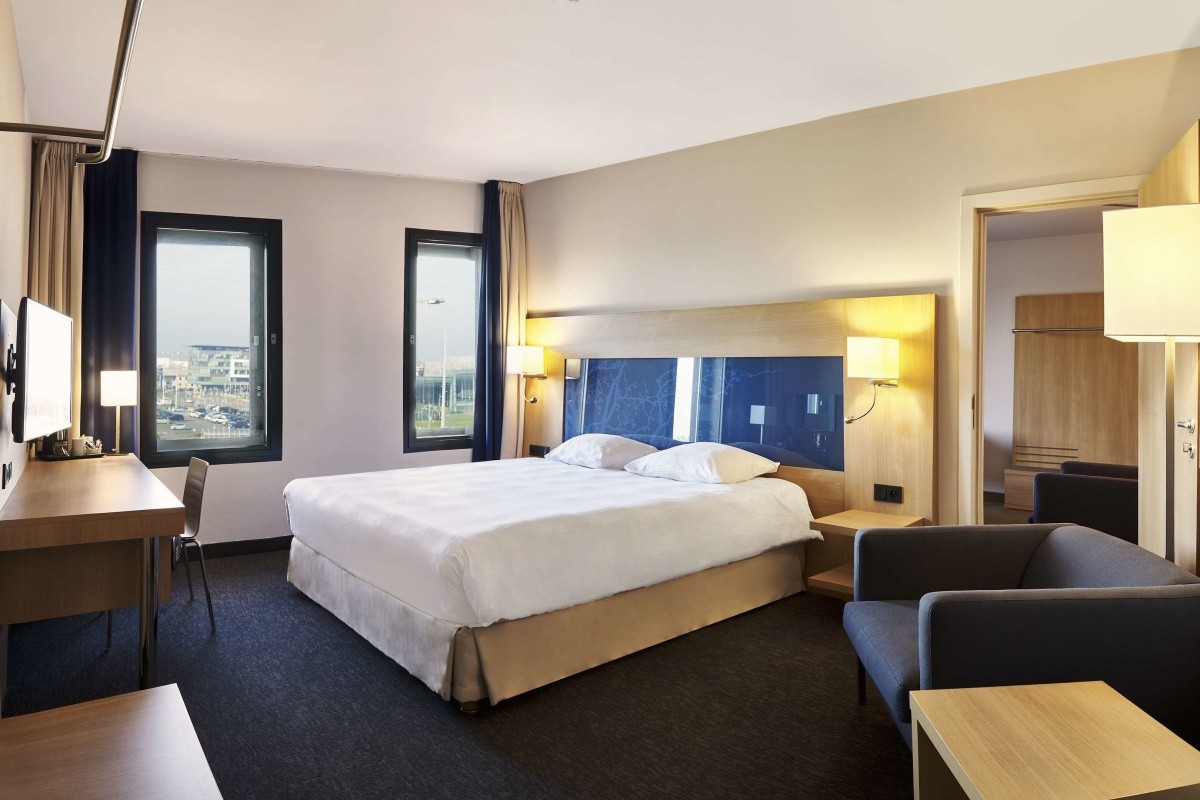 Hotel Park Inn By Radisson Liege Airport www.invia.cz