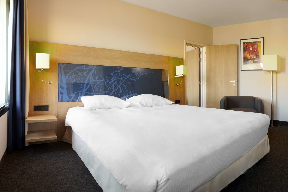 Hotel Park Inn By Radisson Liege Airport www.invia.cz