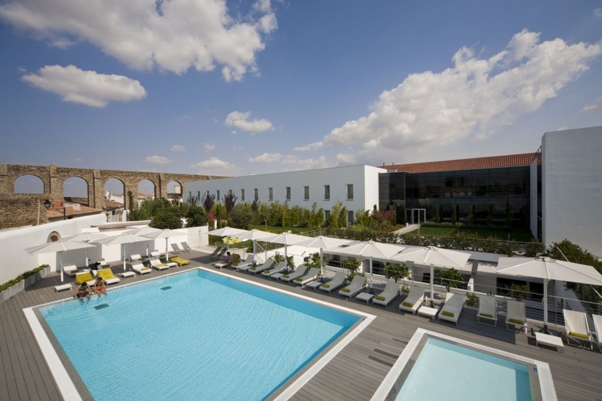 Hotel Mar De Ar Aqueduto (Evora)