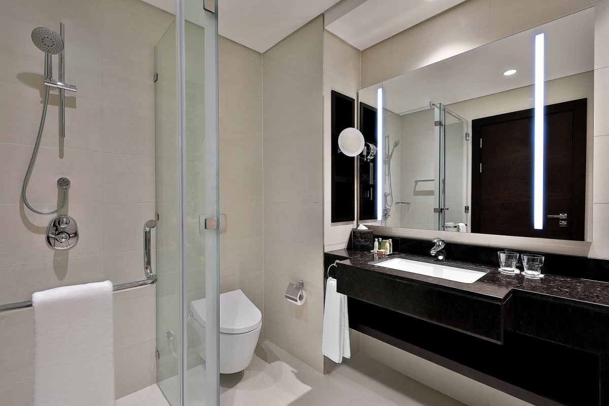 Hotel Doubletree by Hilton Doha Al Sadd, Katar Doha - 572 € Invia