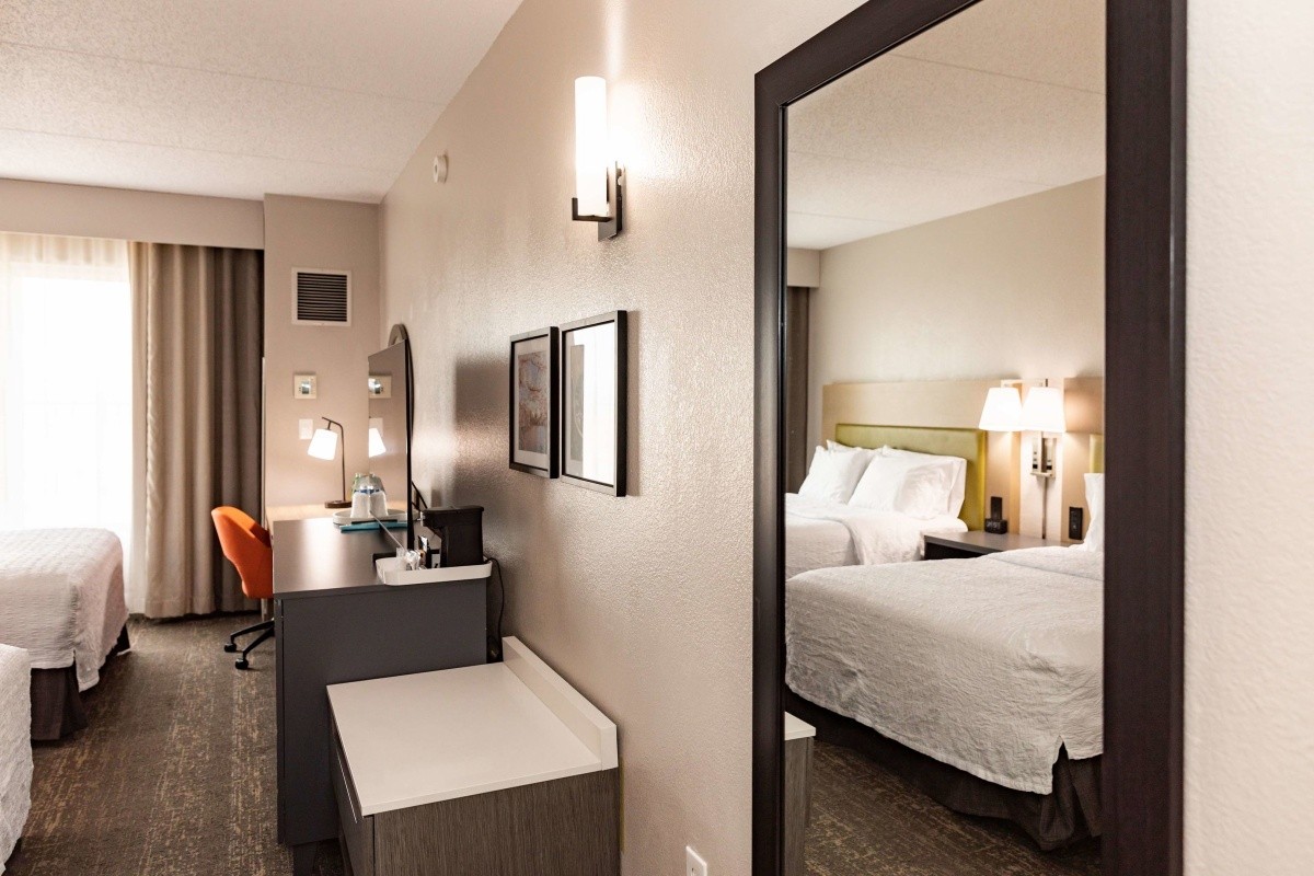 Hotel Country Inn & Suites by Radisson, Newark Airport (Elizabeth), USA