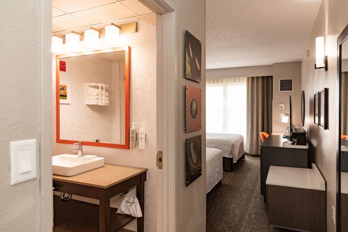 Hotel Country Inn & Suites by Radisson, Newark Airport (Elizabeth), USA