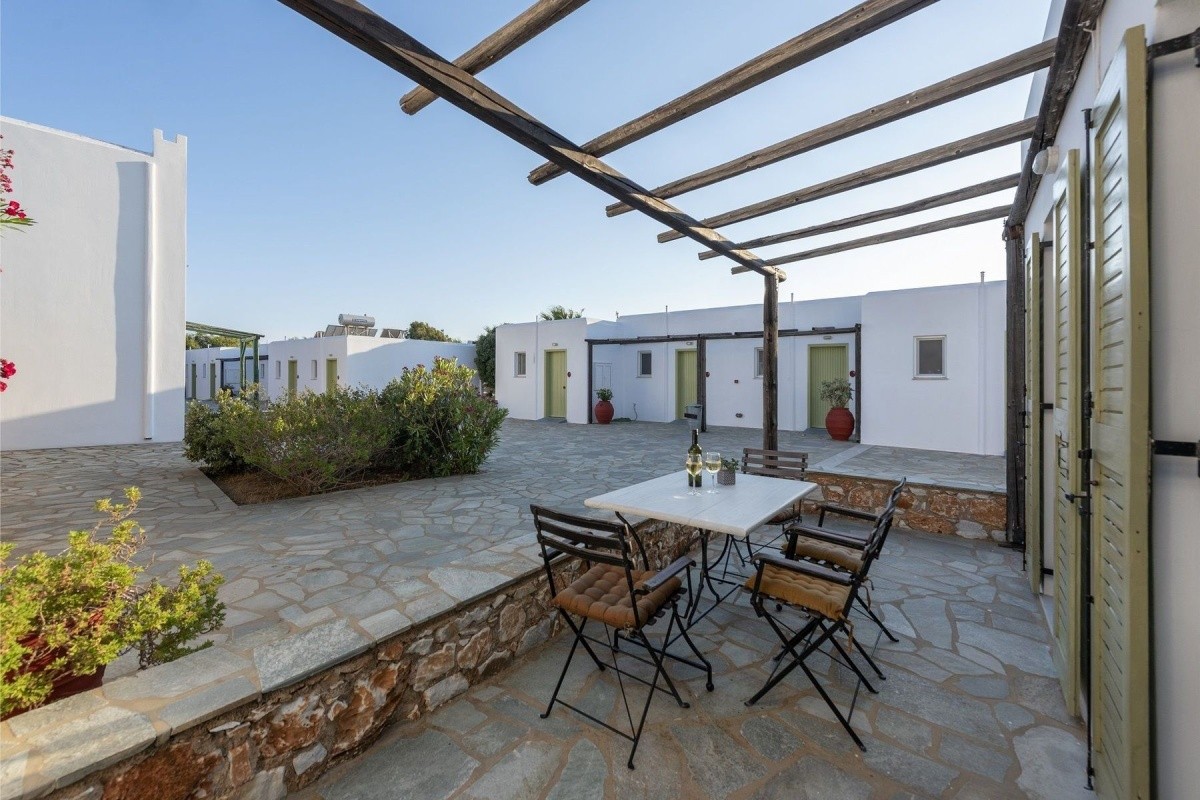 Paros Land szállás, Görögország Paros Invia