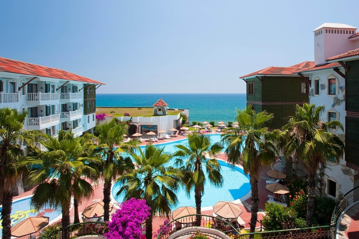 Hotel Defne Dream - Side