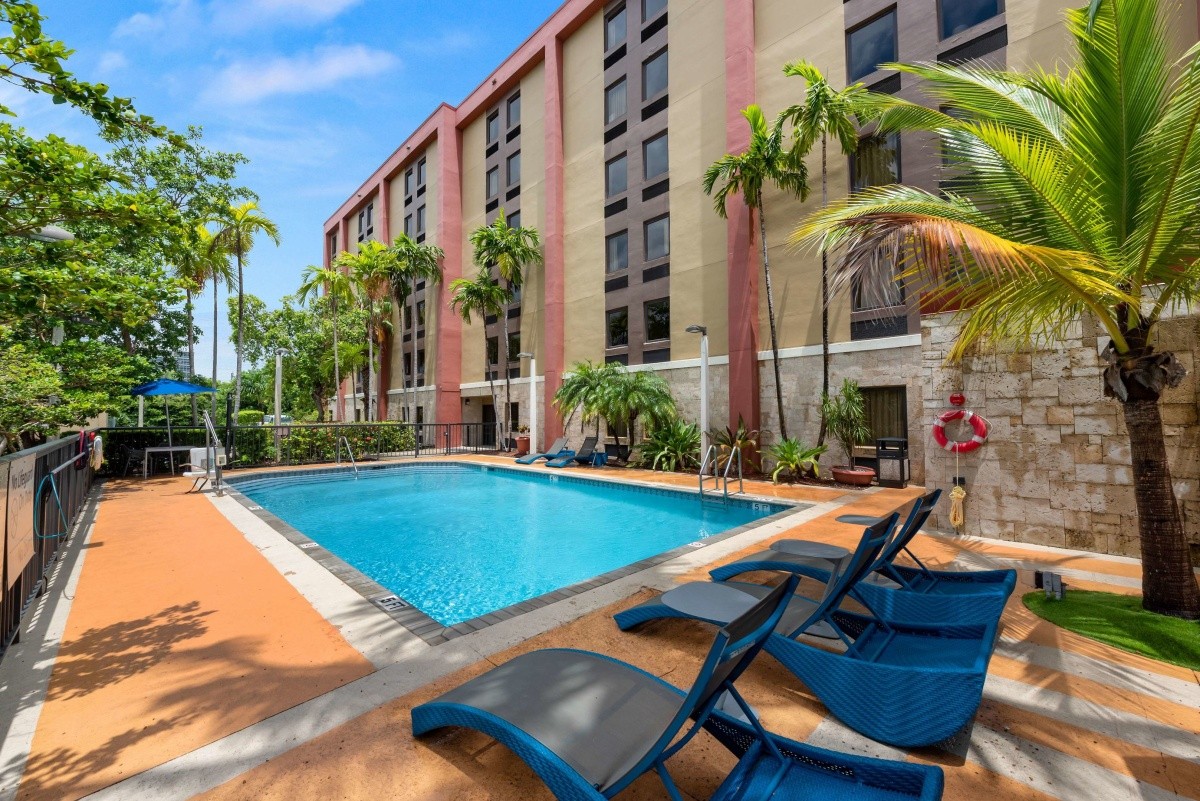 Hotel Hampton Inn Miami Airportwest Usa Florida Invia 9548