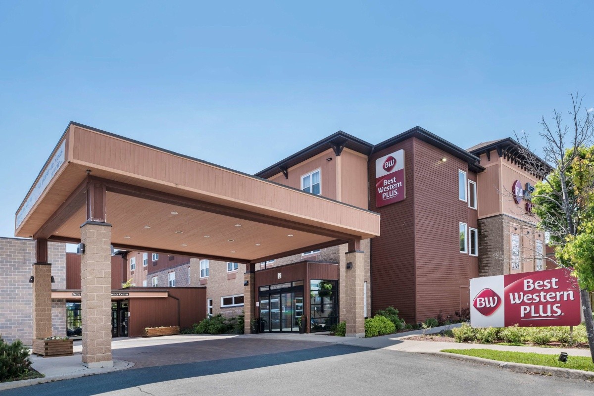 Hotel Best Western Plus Bathurst Hotel & Suites