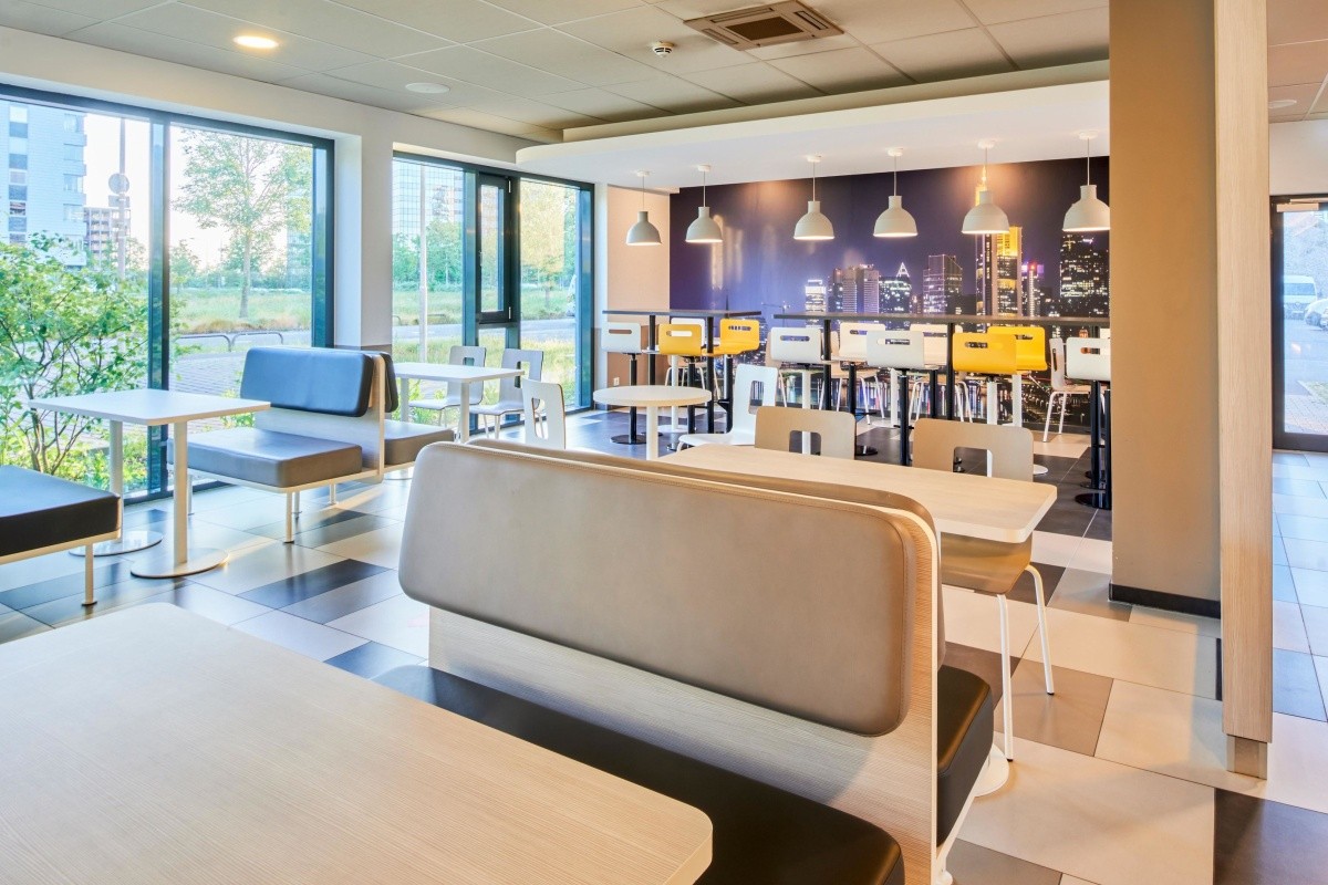 Premiere Classe Frankfurt Airport Parken www.invia.hu