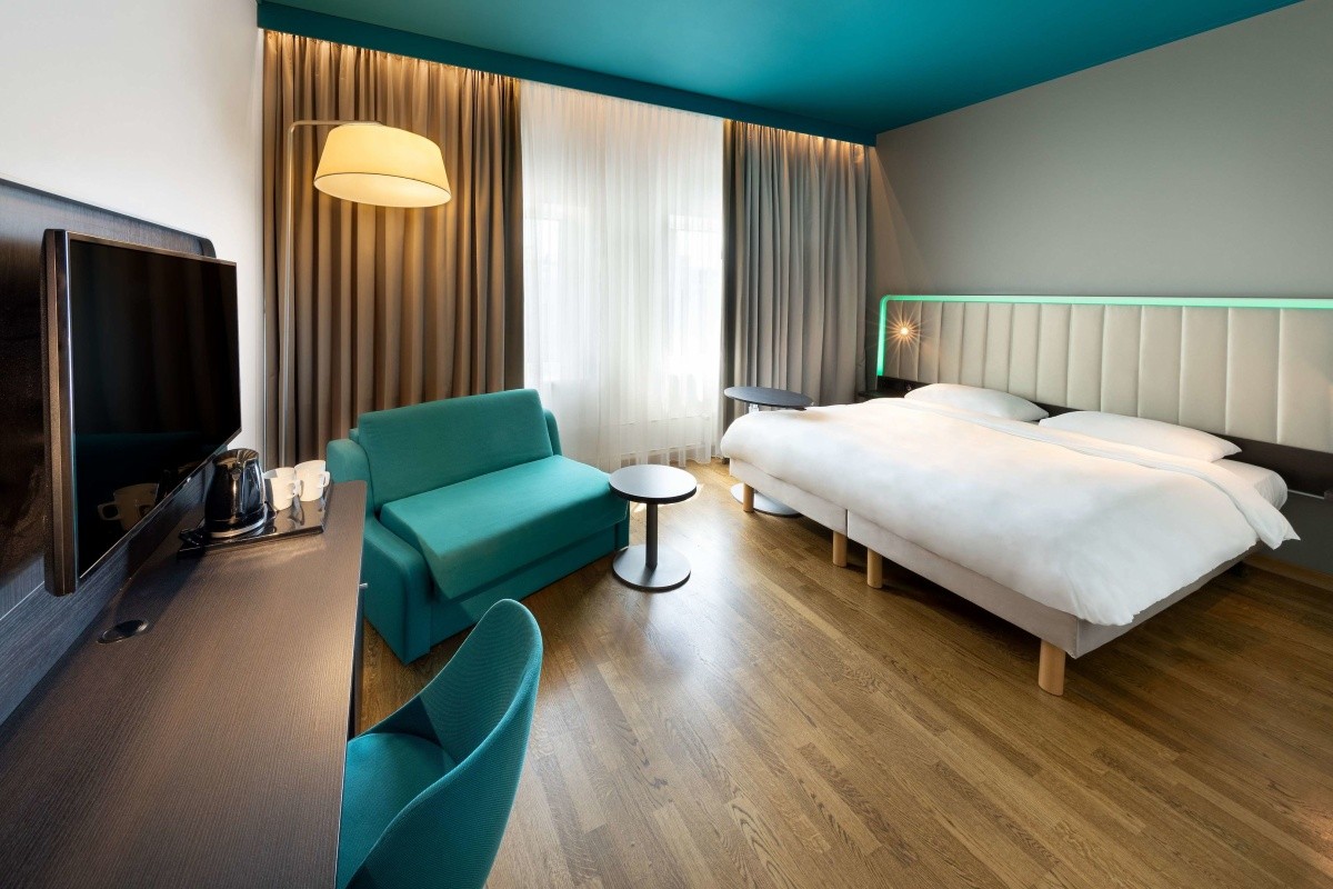 Entfernung Park Inn Radisson Tallin Zum Flughafen Tallin www.invia.cz