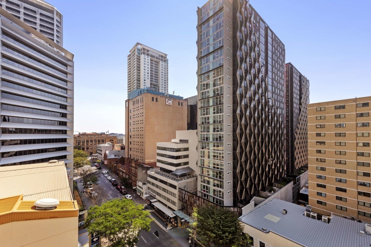Hotel Oaks Brisbane Festival Suites