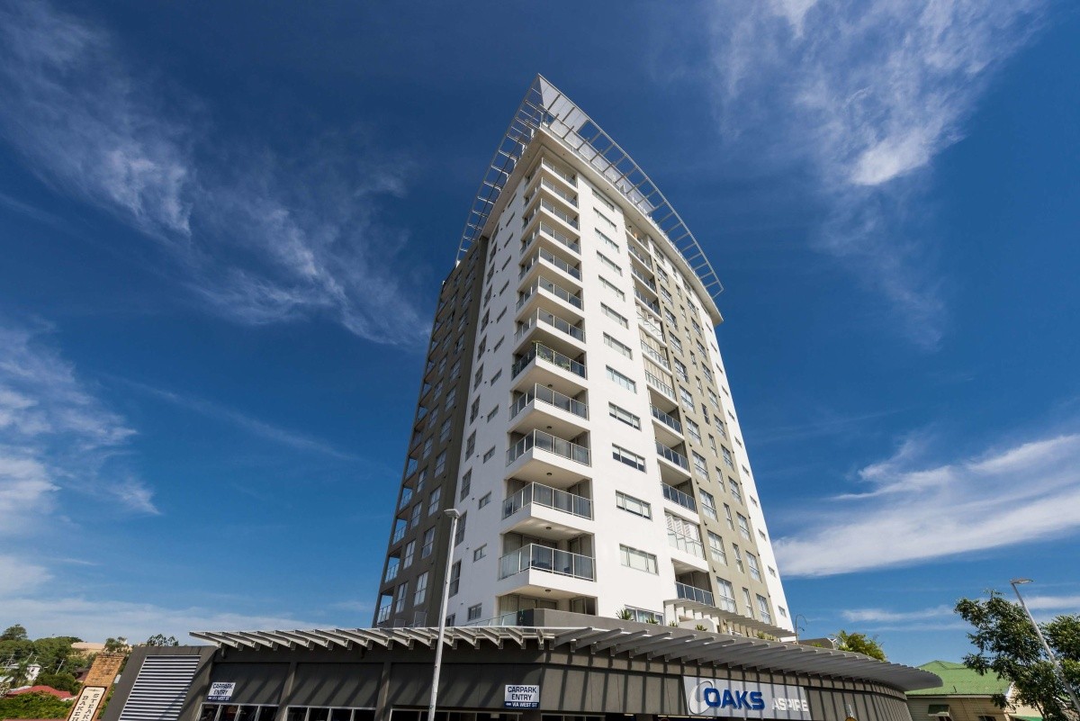 Hotel Oaks Aspire Apartments
