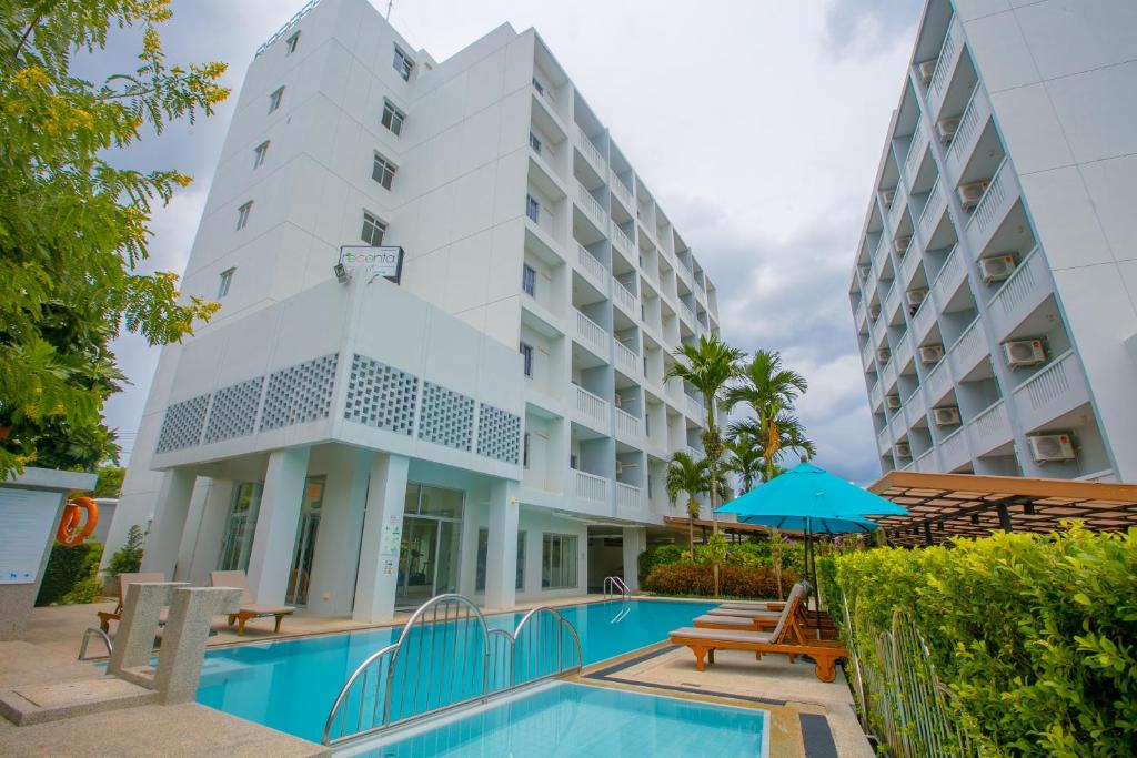 Recenta Phuket Suanluang