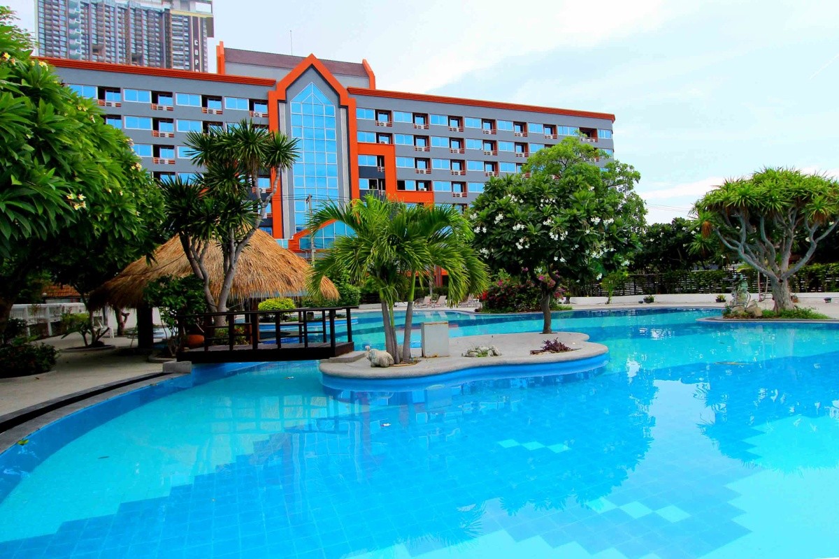 COCO BEACH HOTEL JOMTIEN (ex. JOMTIEN GARDEN HOTEL & RESORT) - Obecné - Hlavní budova