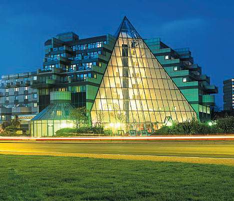 Hotel Grand Harbour