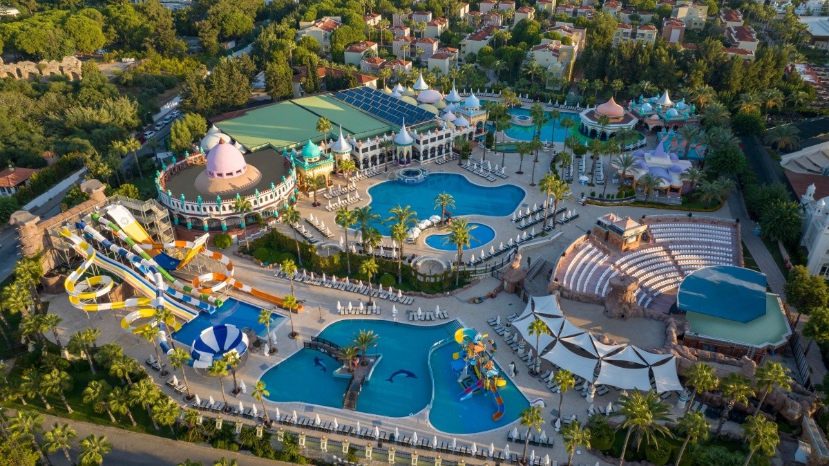 Hotel Kamelya Aishen Club