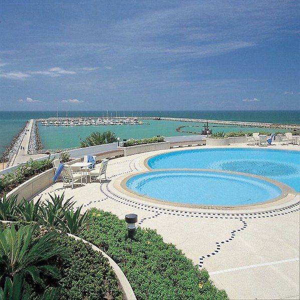 Hotel The Ocean Marina Yachtclub