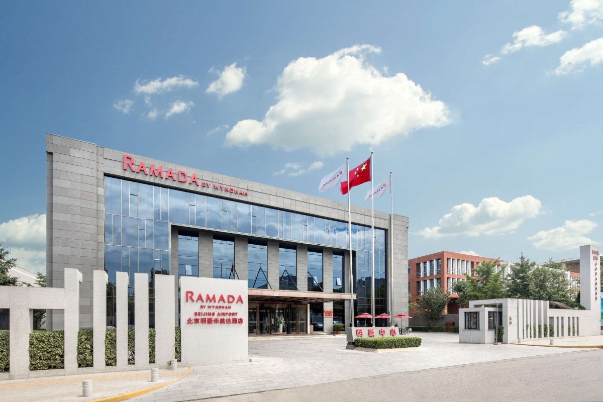 Hotel Ramada by Wyndham Beijing Airport - Peking