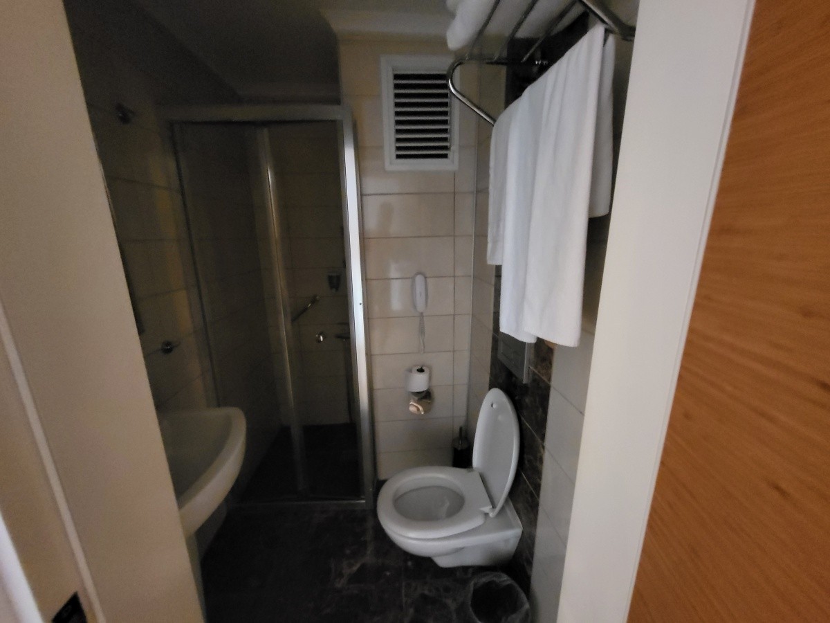 Hotel Lonicera City