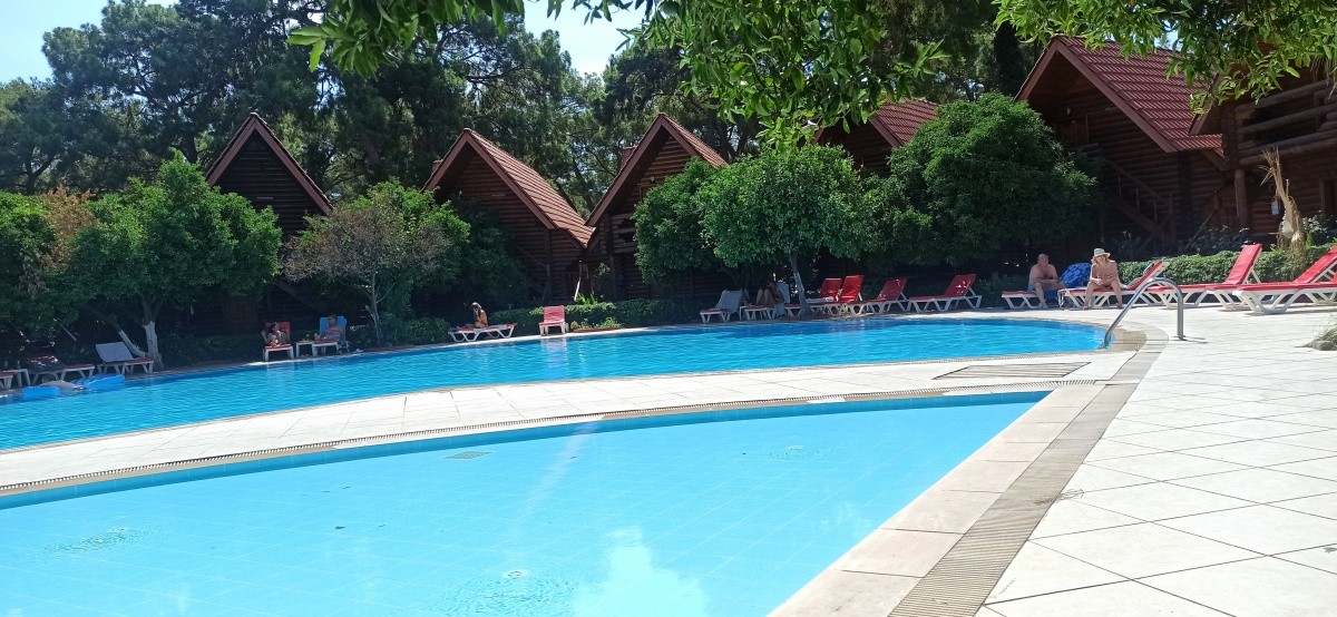 Hotel Woodline Village