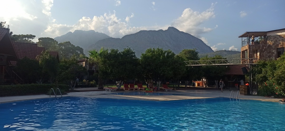 Hotel Woodline Village