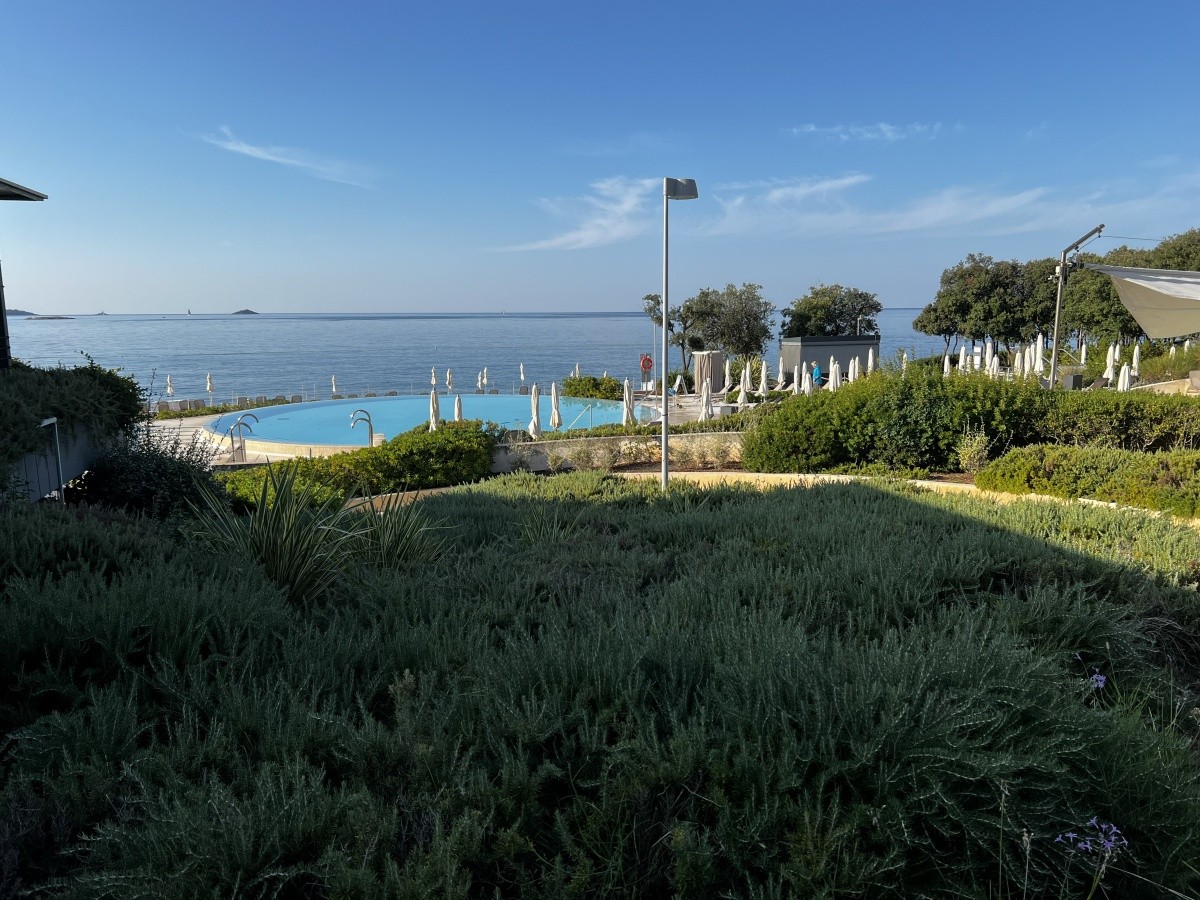Hotel Amarin Resort