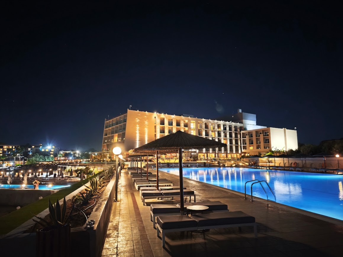Hotel Eden Roc Resort