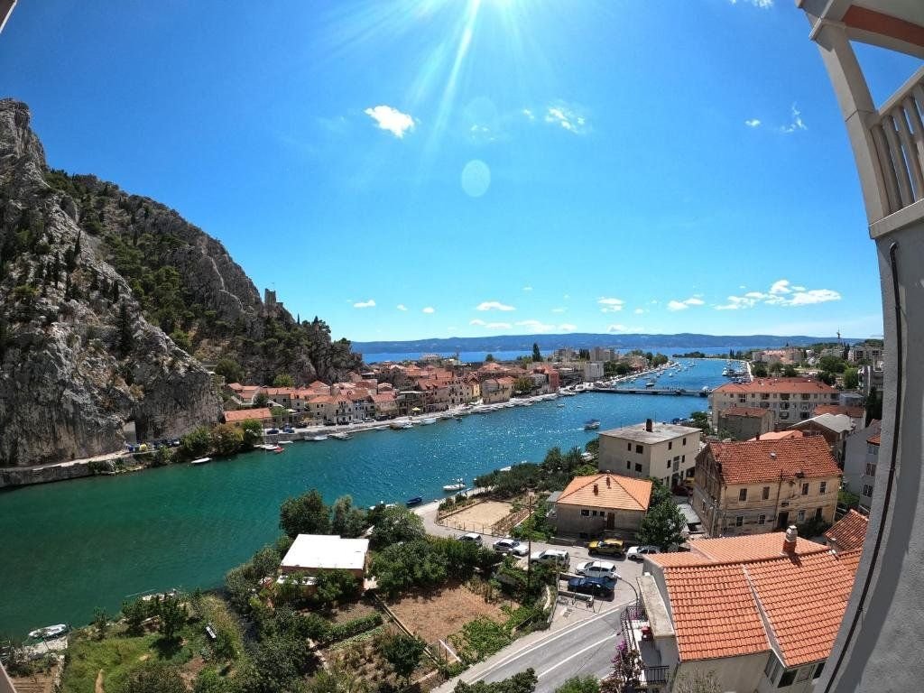 Hotel Villa Dvor Sup.