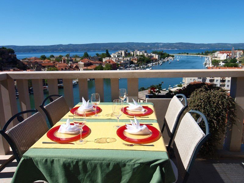 Hotel Villa Dvor Sup.