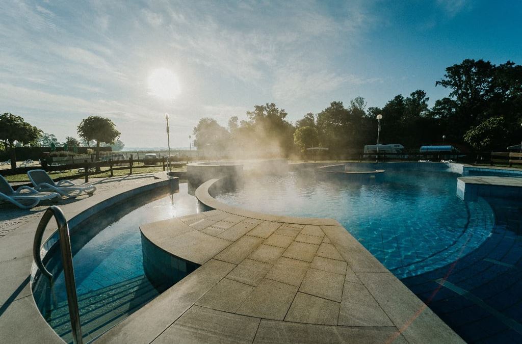 Bazen, Terme Banovci